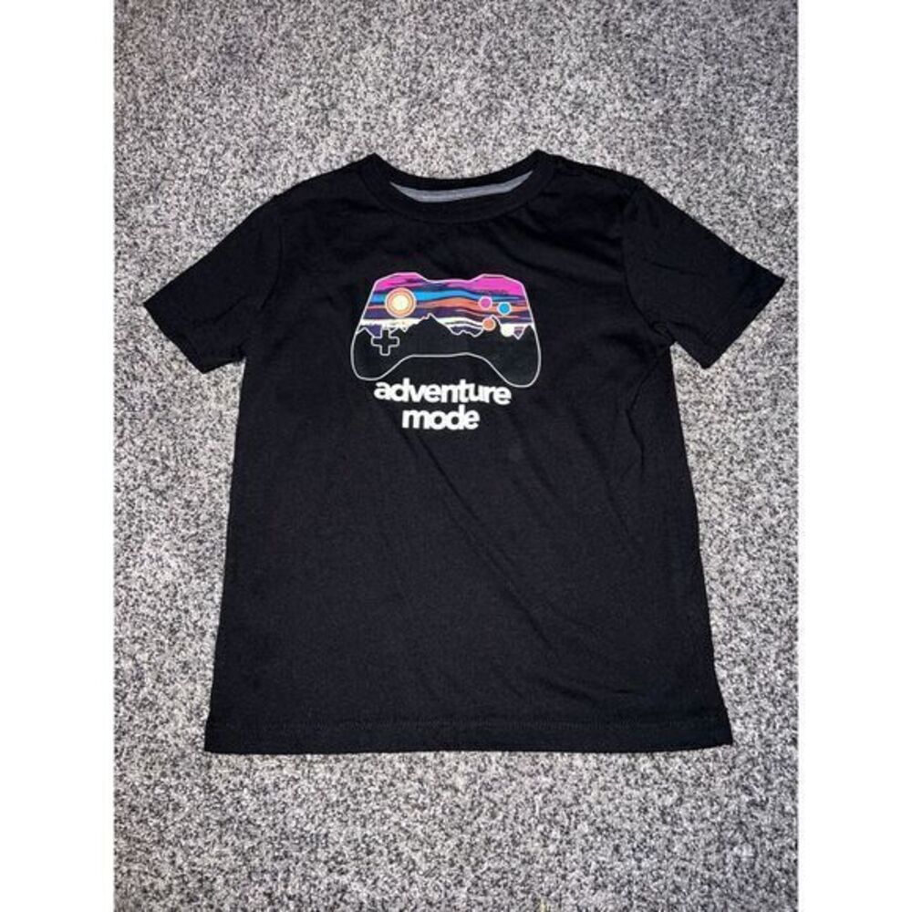 Old Navy Boys Black‎ "Adventure Mode" short sleeve shirt size 6/7